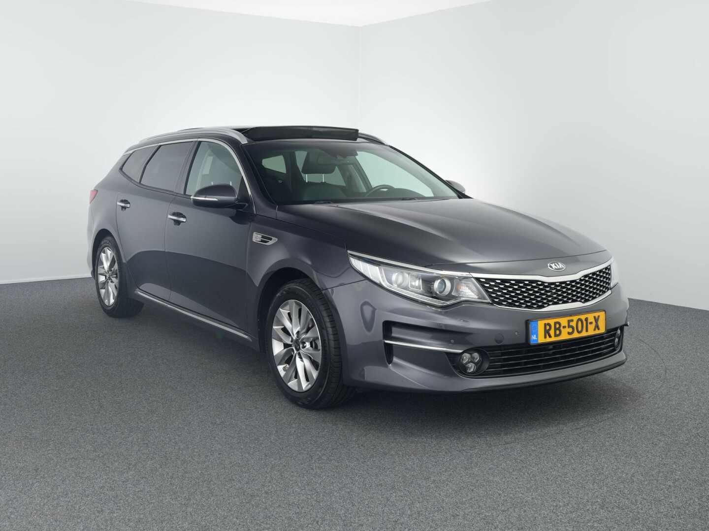 Kia-Optima Sportswagon-8